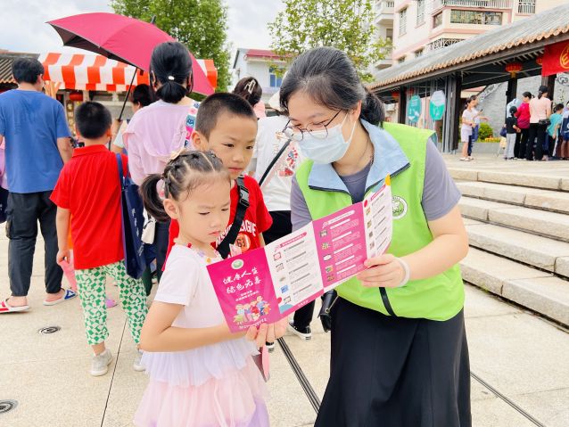三鄉(xiāng)鎮(zhèn)開展“識毒防毒入民心，同心共建無毒墻”宣傳活動圖片5.JPG