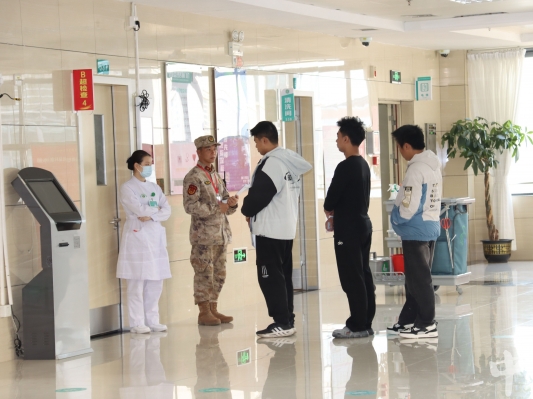 中山市領(lǐng)導(dǎo)檢查征兵體檢工作